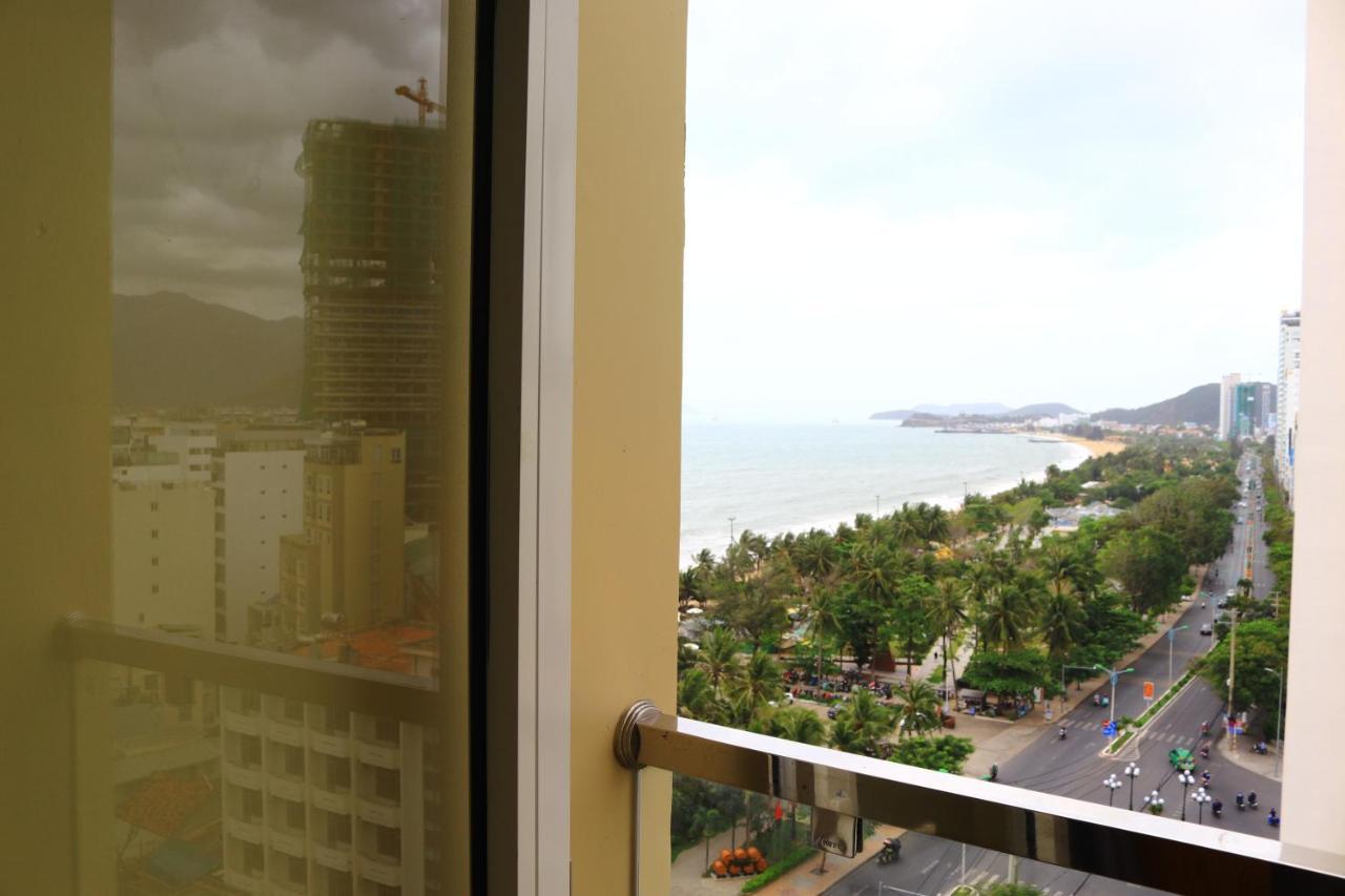 Glory Nha Trang Hotel Екстер'єр фото