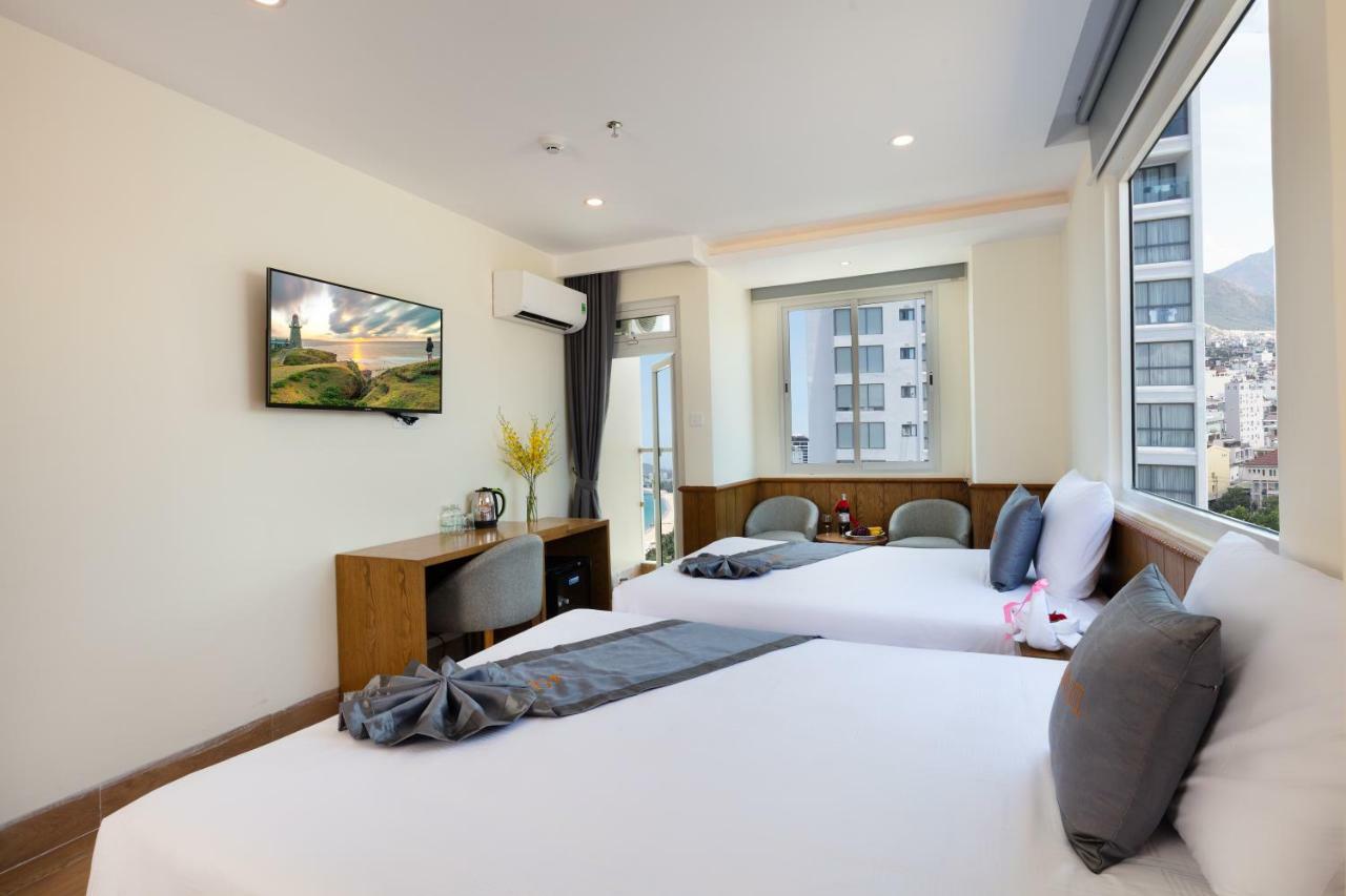 Glory Nha Trang Hotel Екстер'єр фото