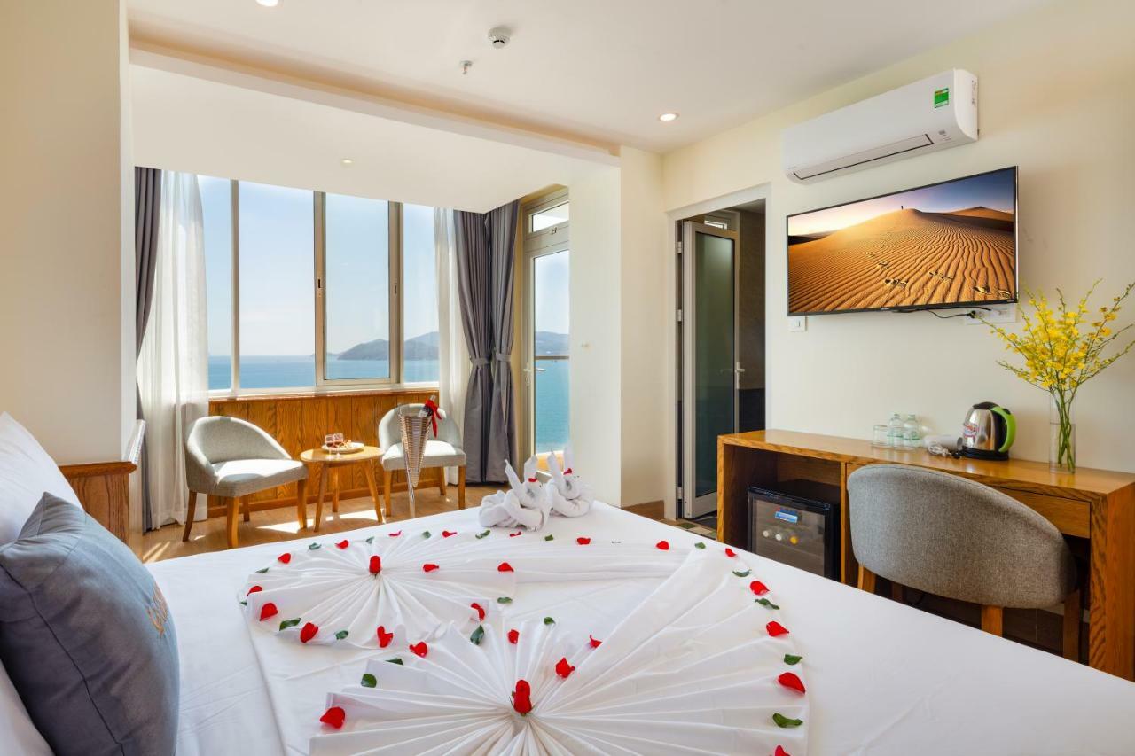 Glory Nha Trang Hotel Екстер'єр фото