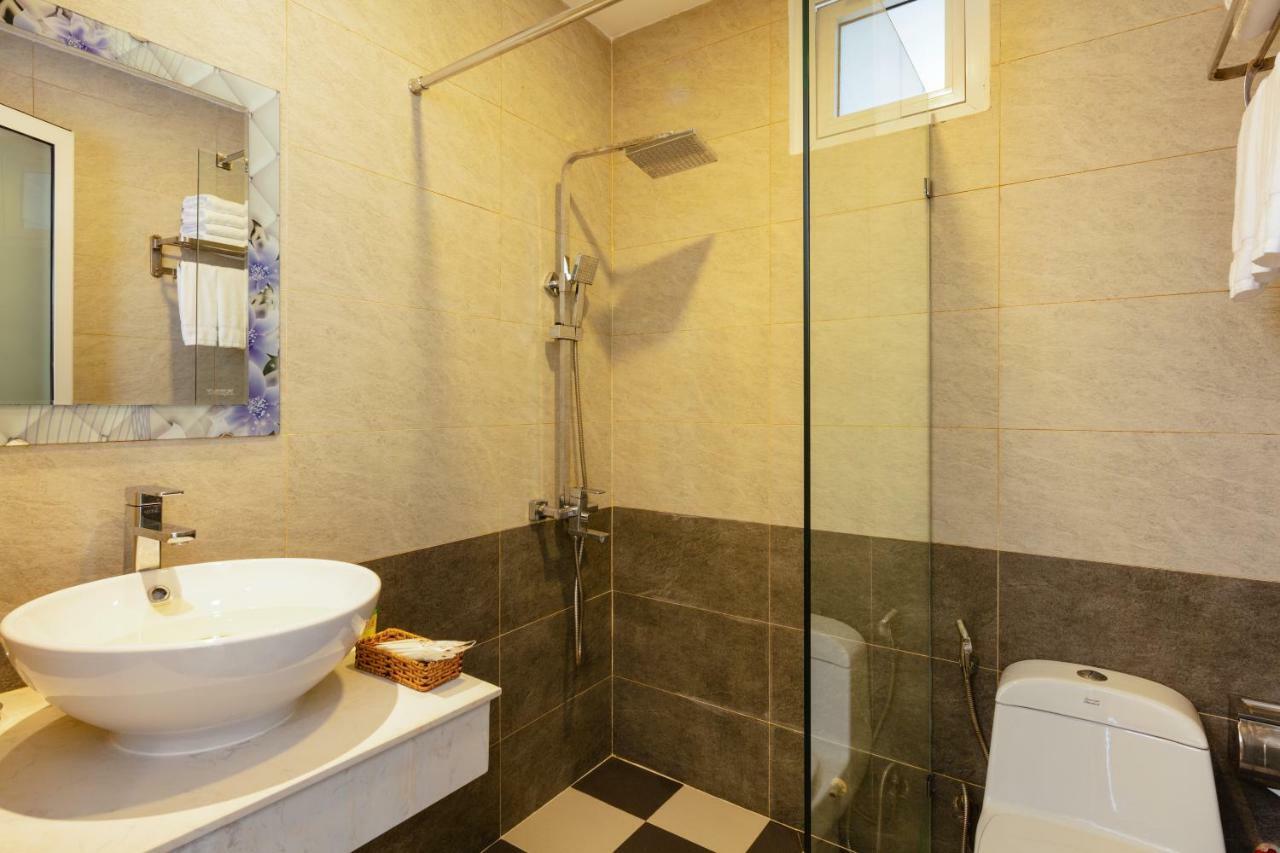 Glory Nha Trang Hotel Екстер'єр фото