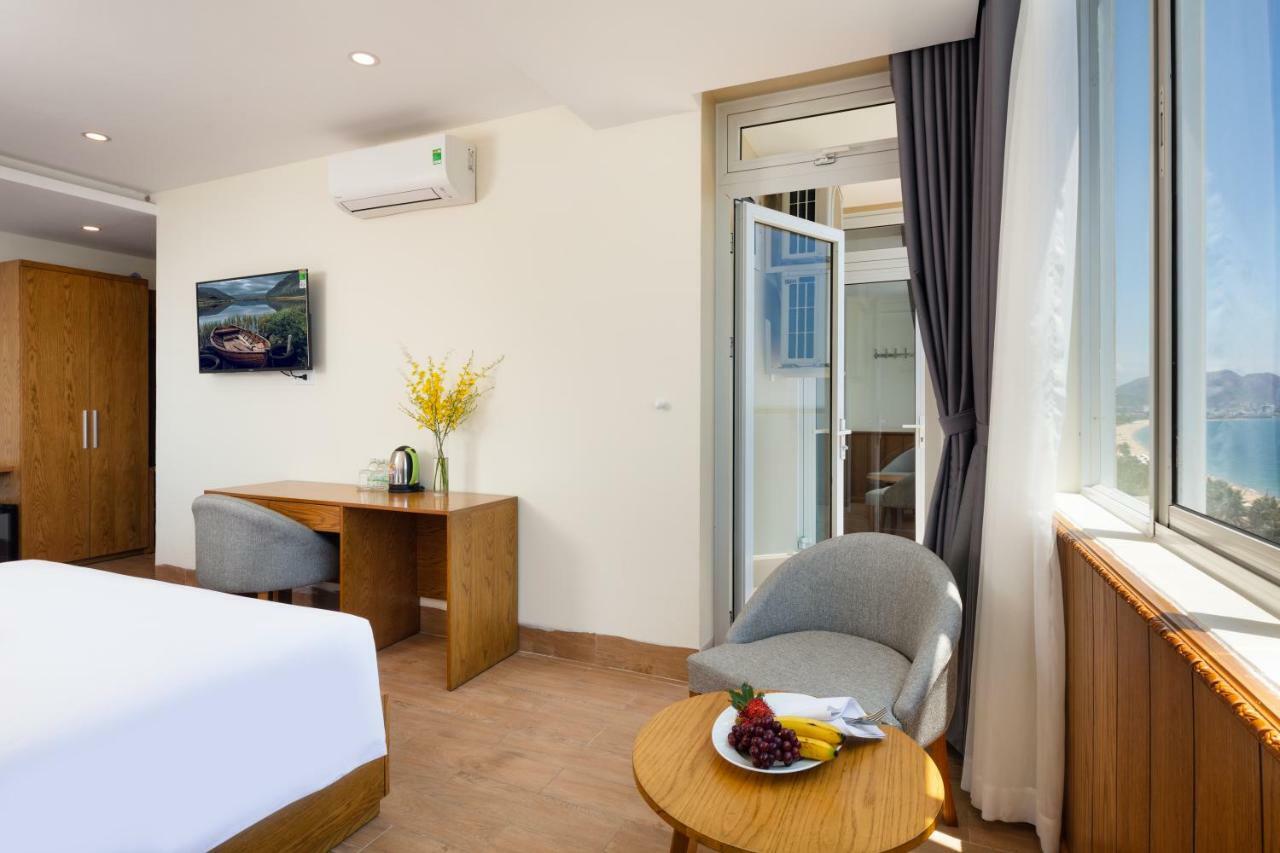 Glory Nha Trang Hotel Екстер'єр фото