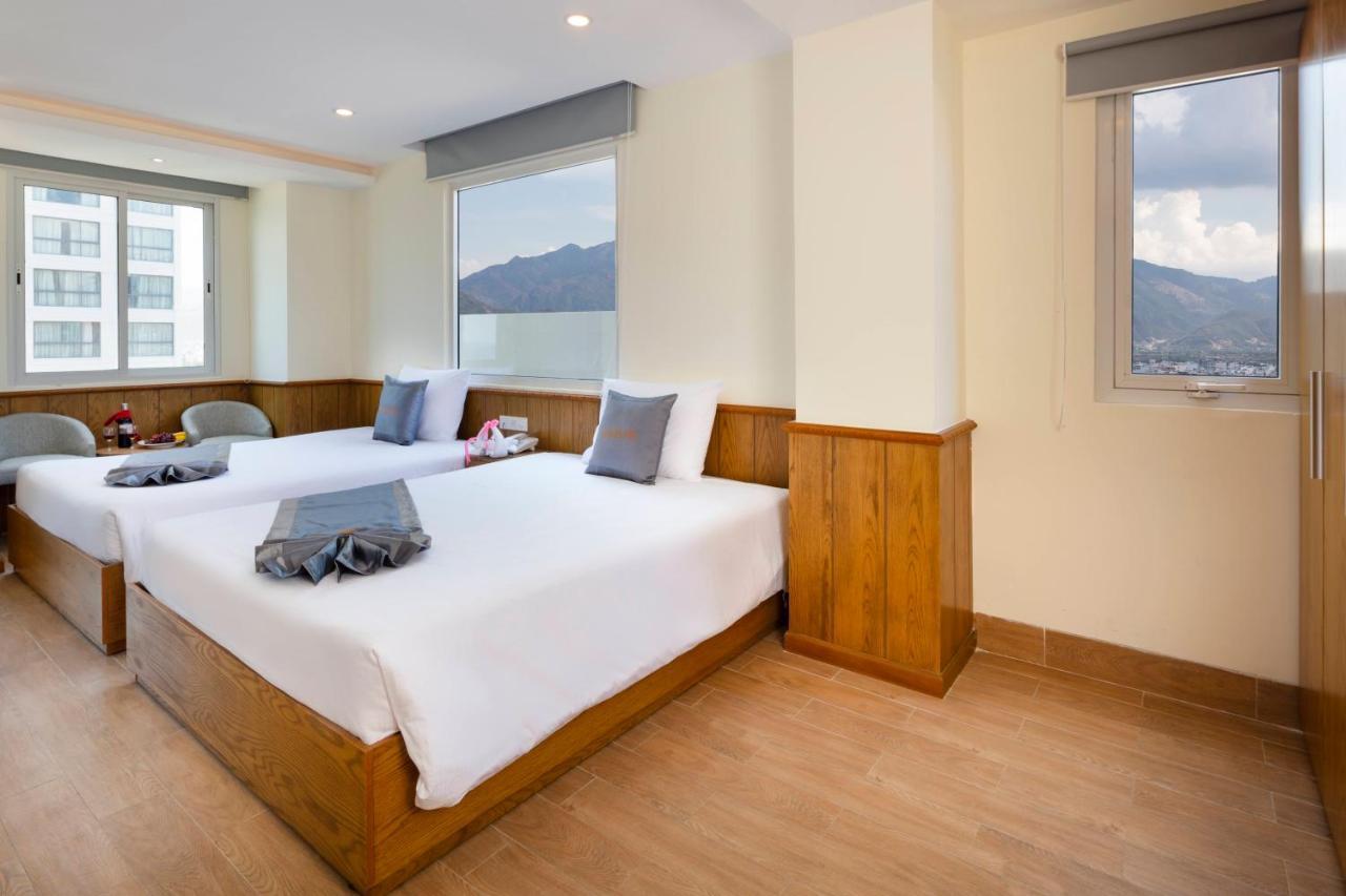 Glory Nha Trang Hotel Екстер'єр фото