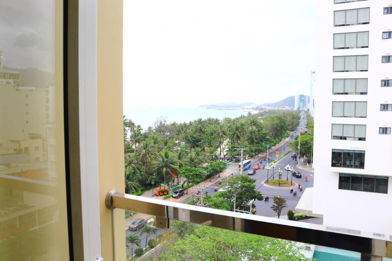 Glory Nha Trang Hotel Екстер'єр фото